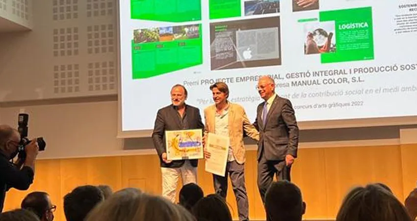 Manual Color recibe el premio al Proyecto Empresarial de Gestión Integral y Producción Sostenible 2022